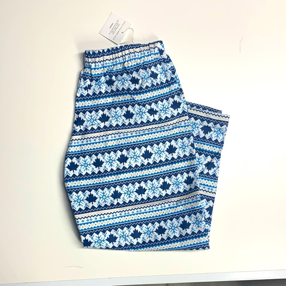 Kids flannel pajama pants with maple leafs Size 7 - Picture 2 of 2